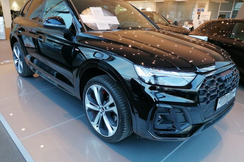 Audi Q5 Front